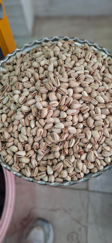 پسته اکبری درجه۱ متوسط